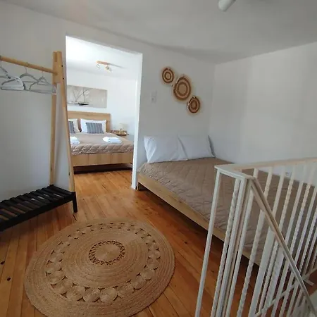 Trikeri Cottage